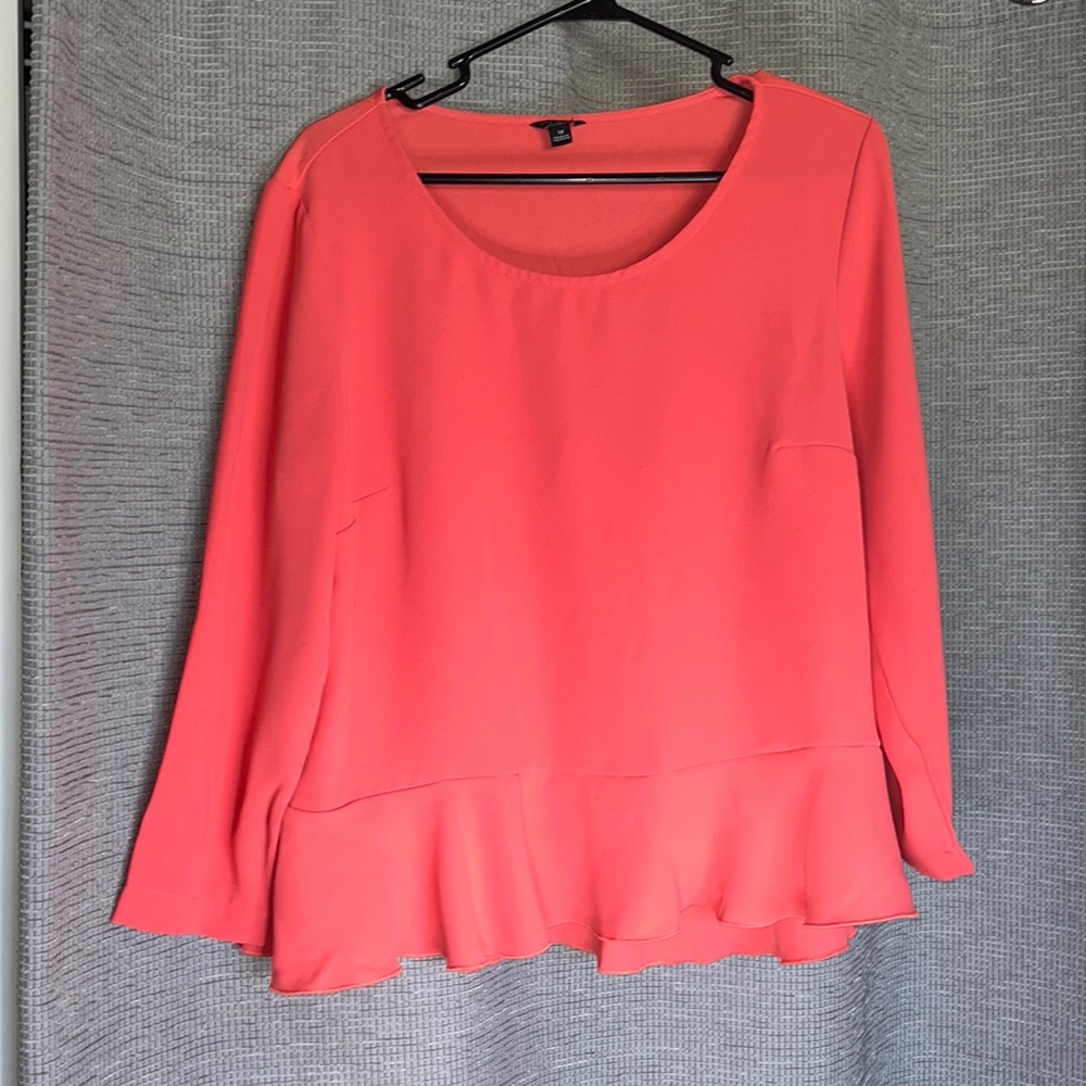 ANN TAYLOR Peplum long sleeve blouse